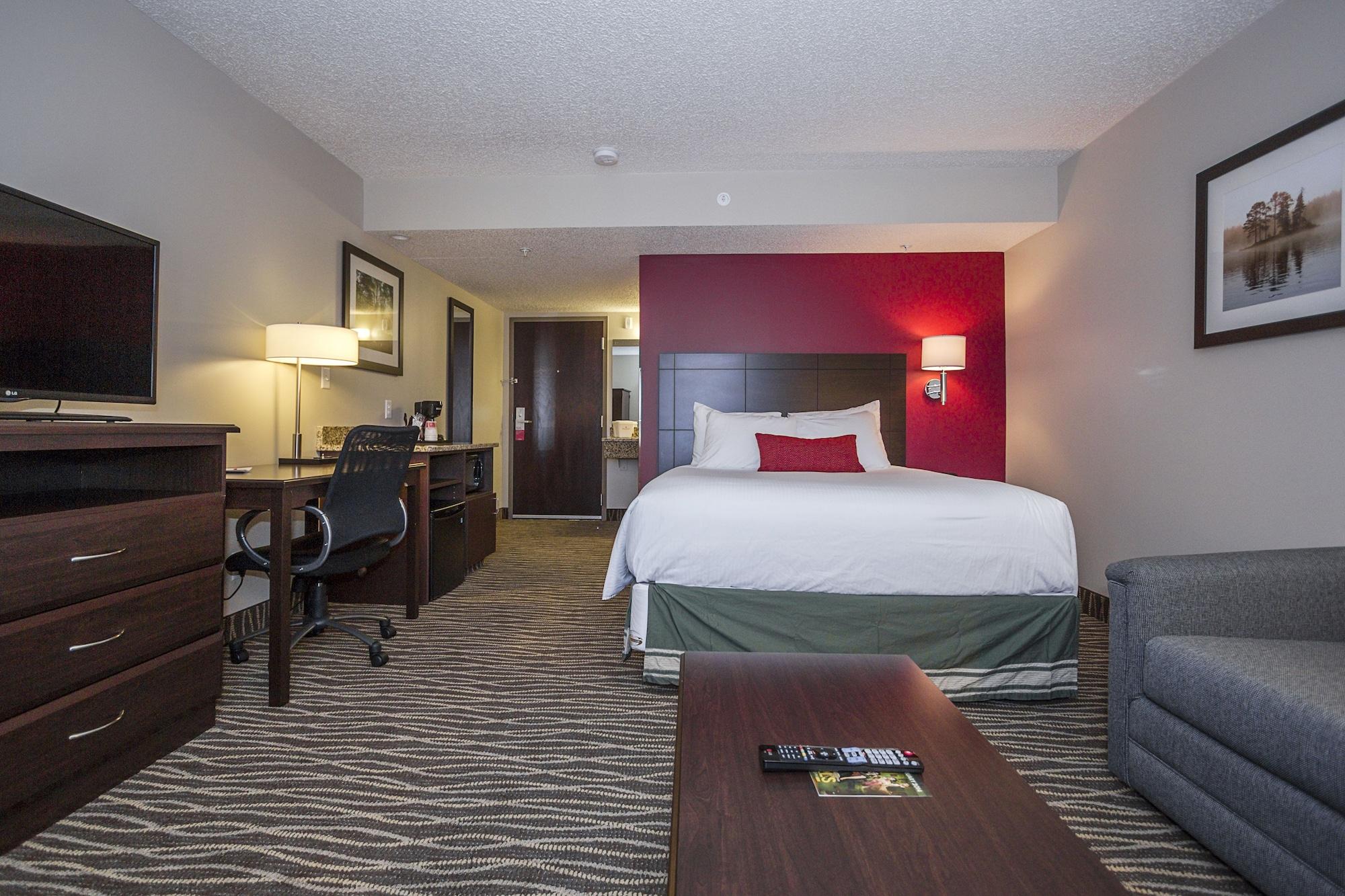 Quality Inn & Suites Columbus Exterior photo